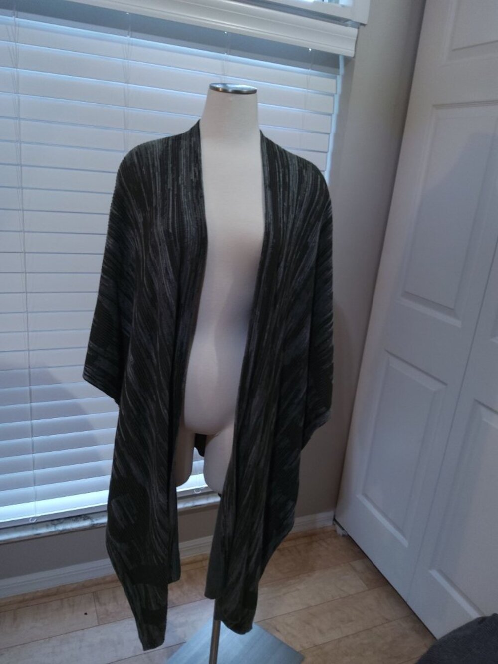 Lululemon Open-Front Gray & Black Striped Knit Cardigan Wrap With Asymmetrical H